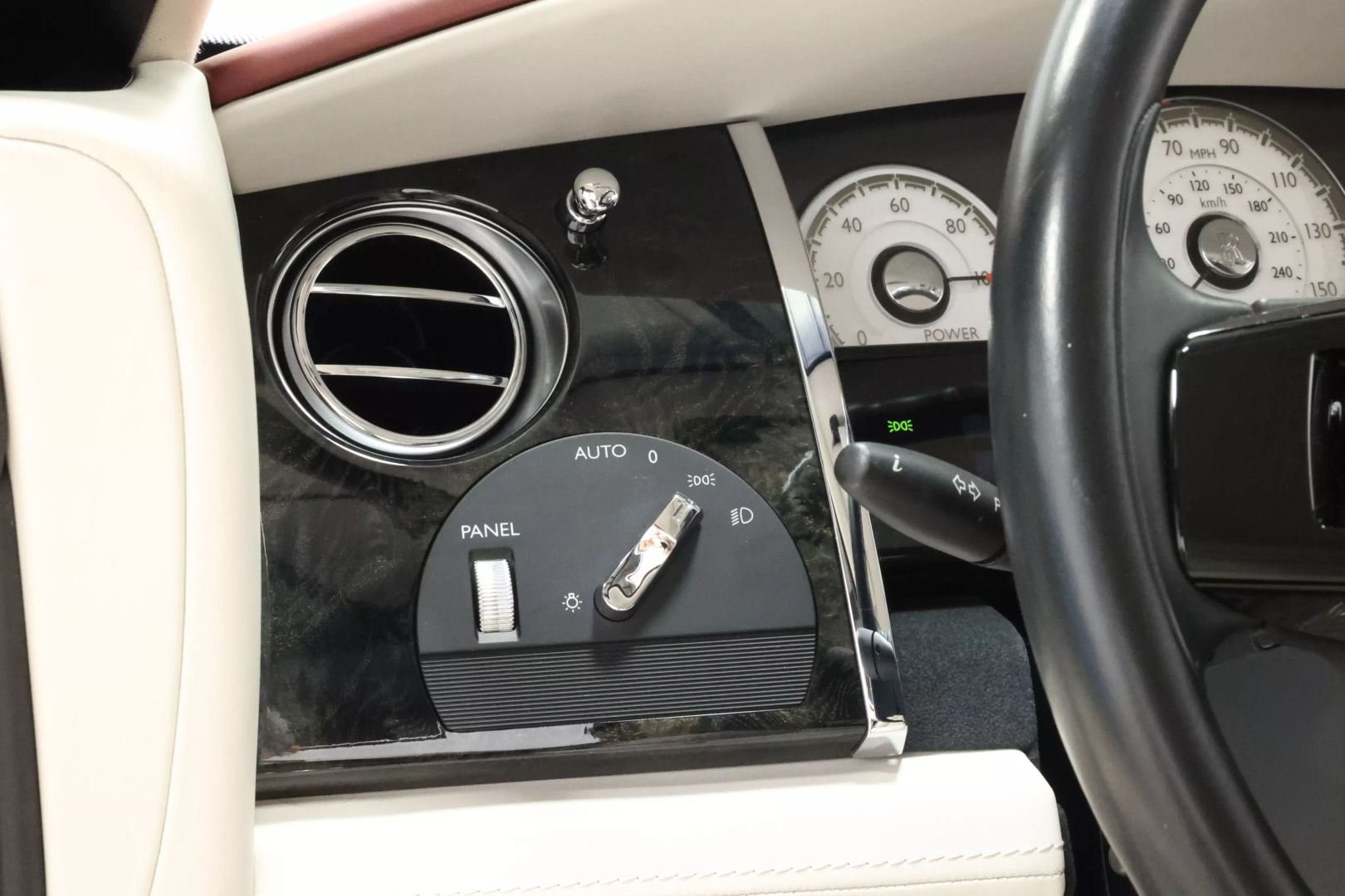 2016 Rolls-royce Wraith - Image 19