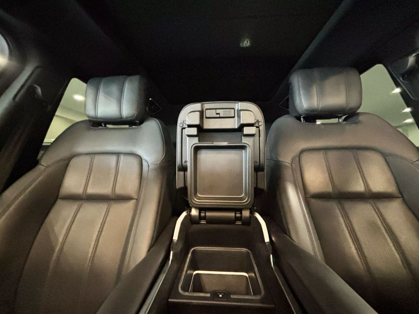 2020 Land Rover Range Rover Sport Hse Sport Utility 4d - Image 31