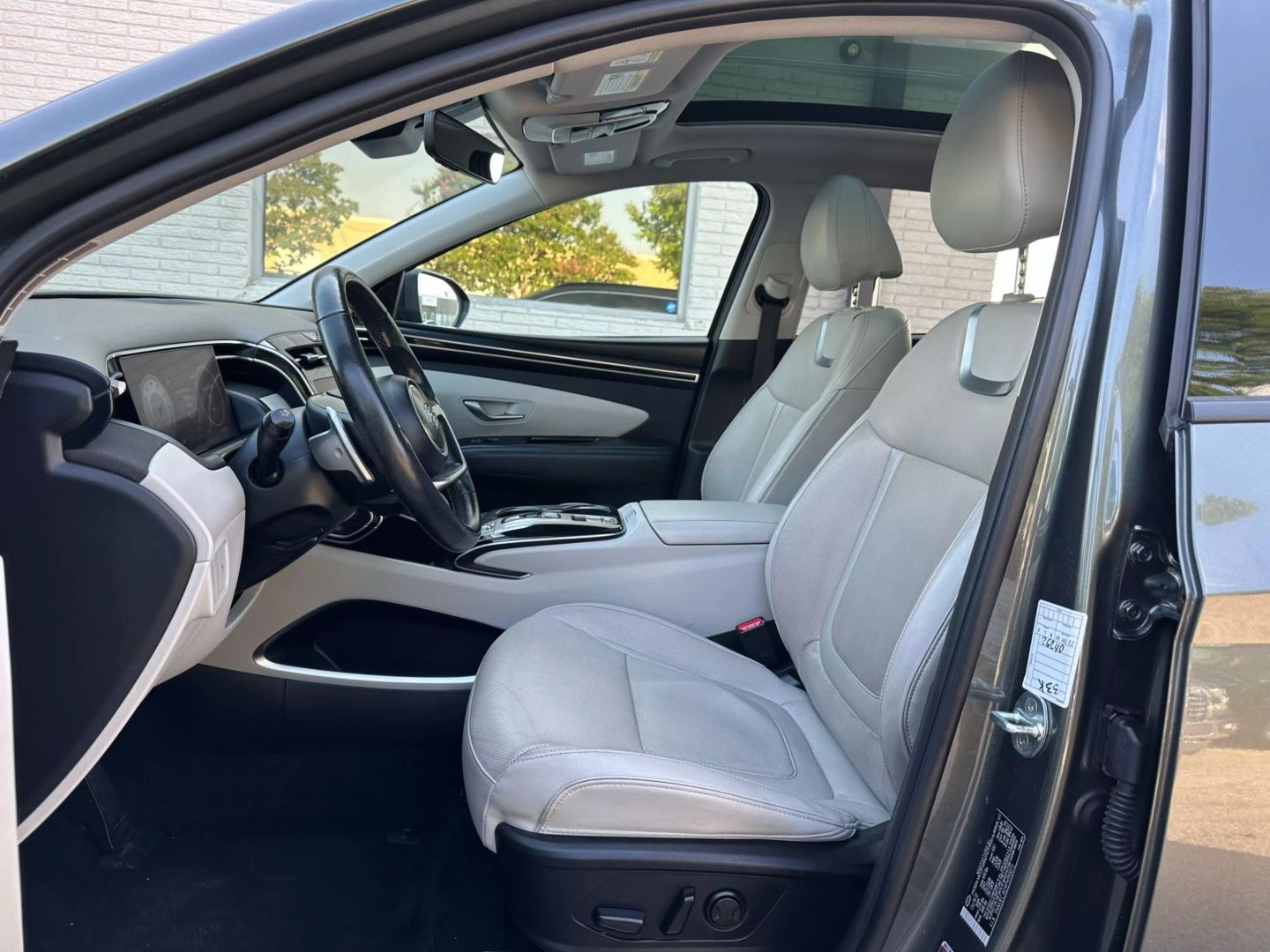 2023 Hyundai Tucson - Image 14