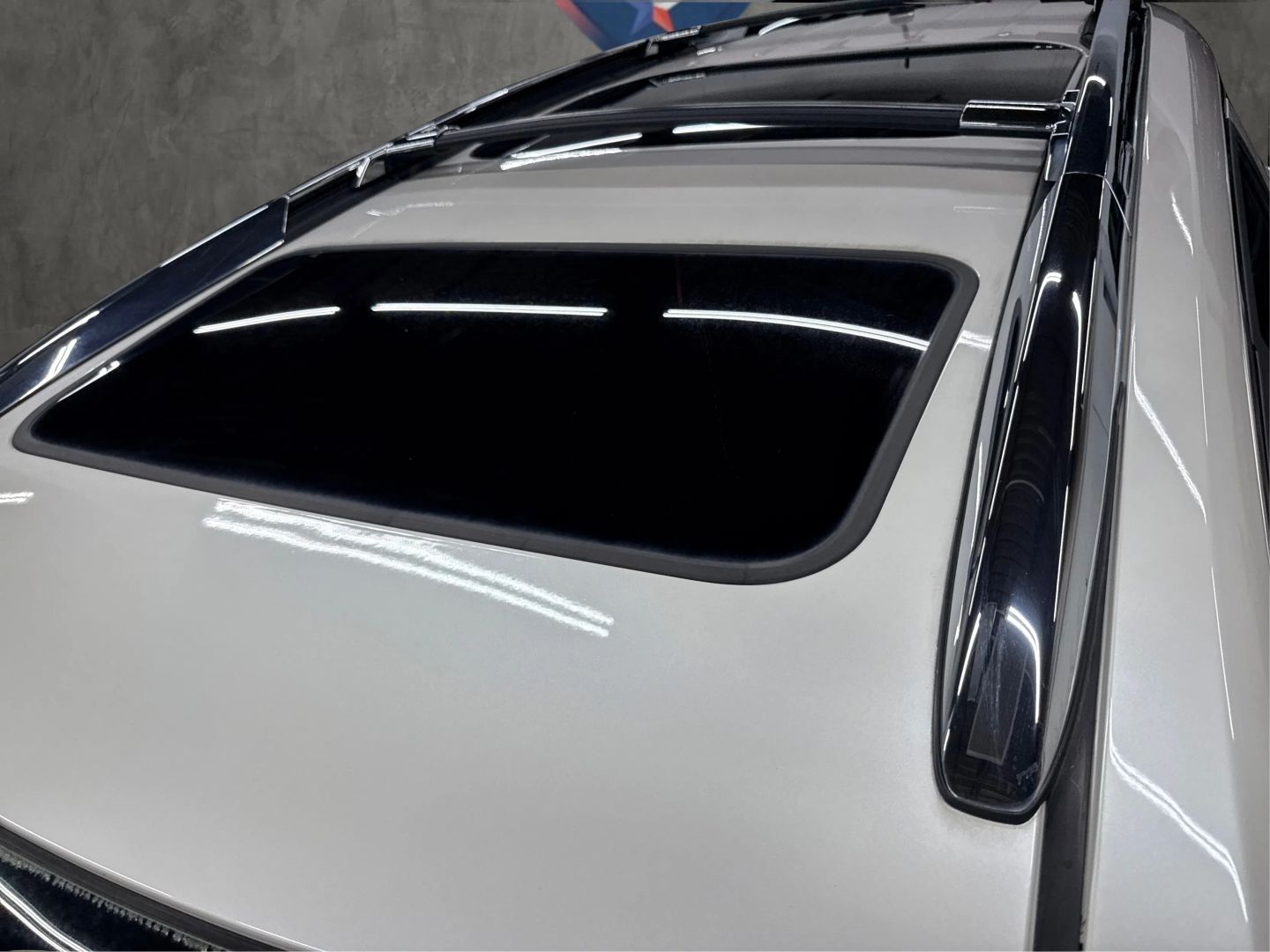 2011 Buick Enclave - Image 10