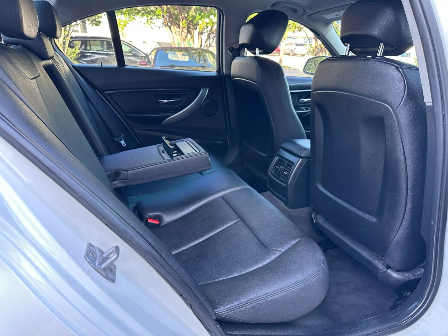 2017 Bmw 3 Series - Image 22