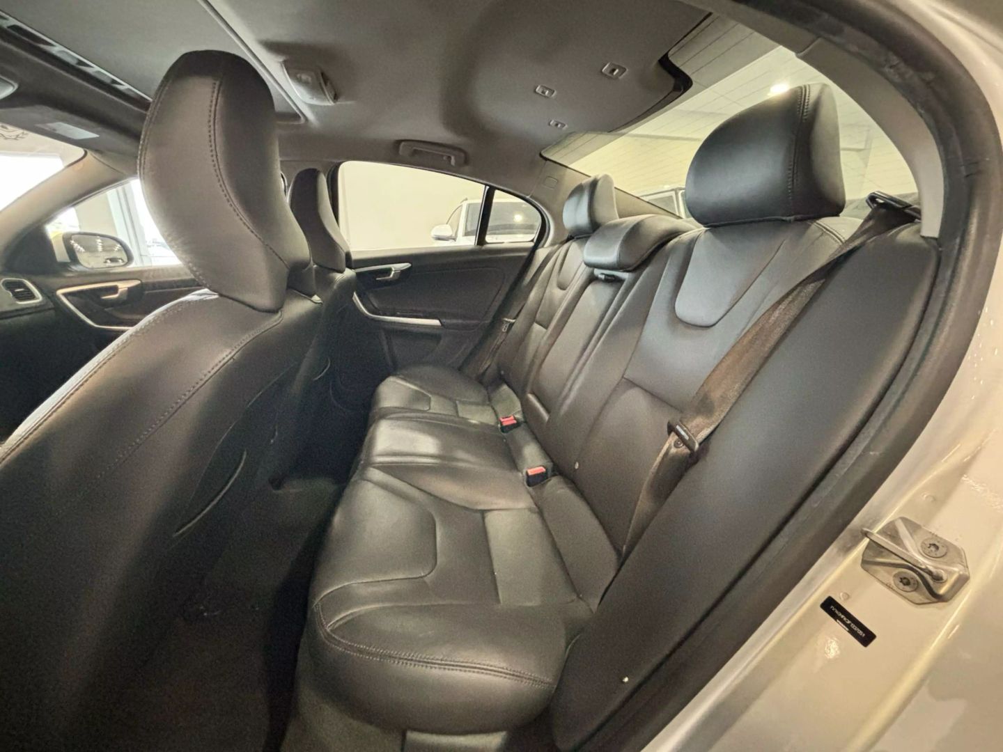 2015 Volvo S60 T5 Premier Sedan 4d (2015.5) - Image 12