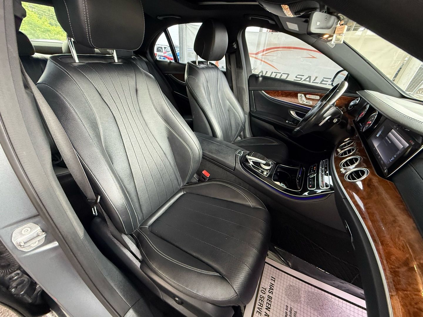 2017 Mercedes-benz E-class - Image 28