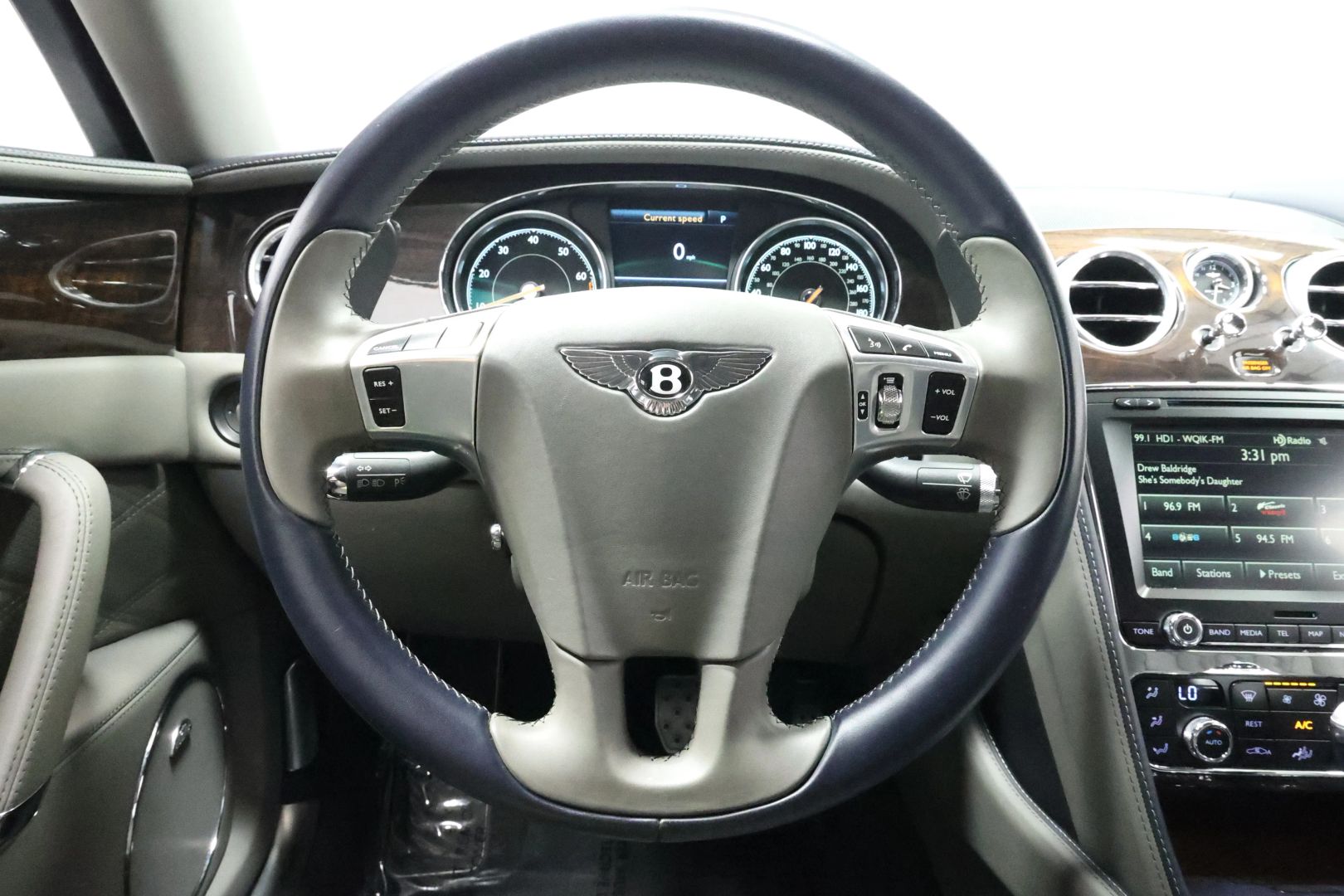 2016 Bentley Flying Spur - Image 21