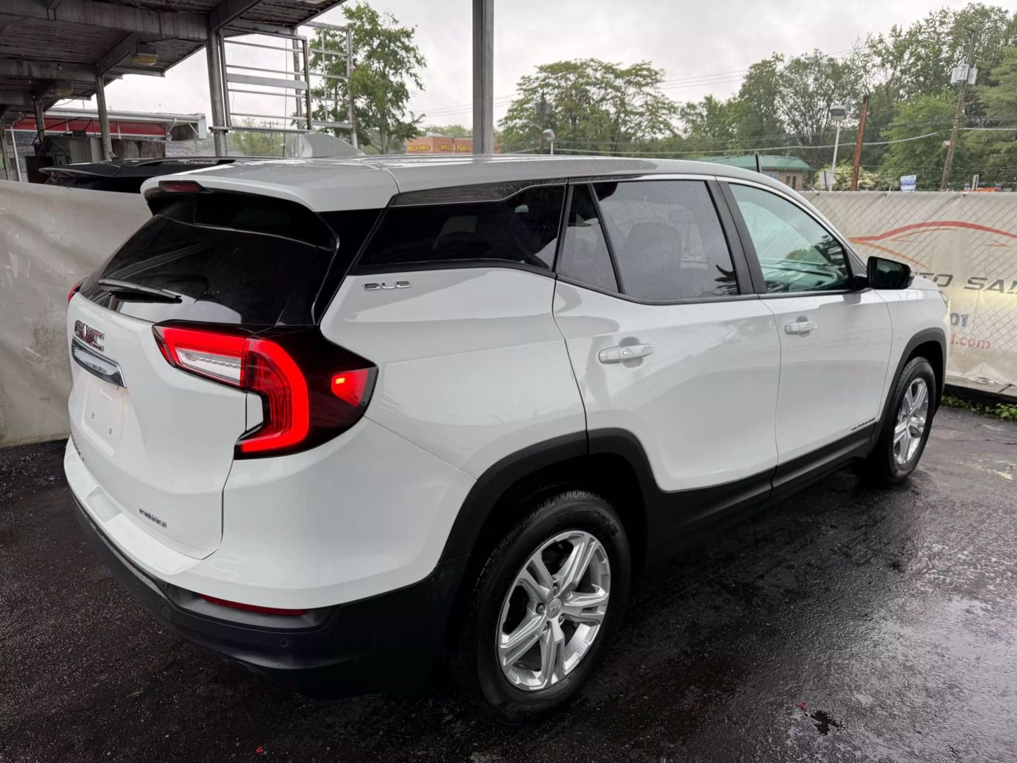 2022 Gmc Terrain - Image 12