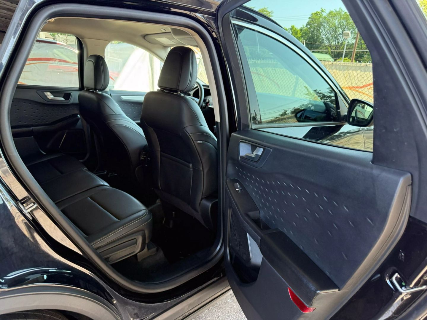 2020 Ford Escape - Image 21
