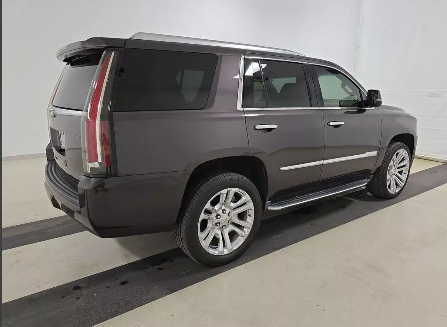 2016 Cadillac Escalade - Image 12