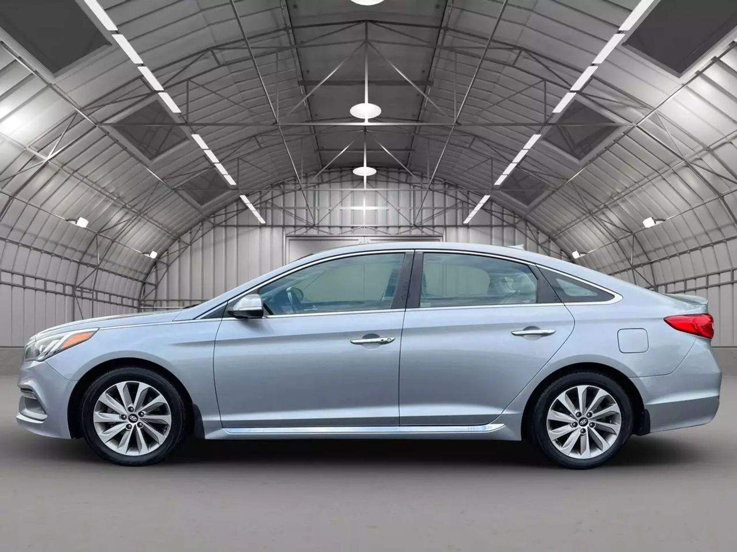 Used 2015 Hyundai Sonata Sport with VIN 5NPE34AF8FH212647 for sale in Kansas City