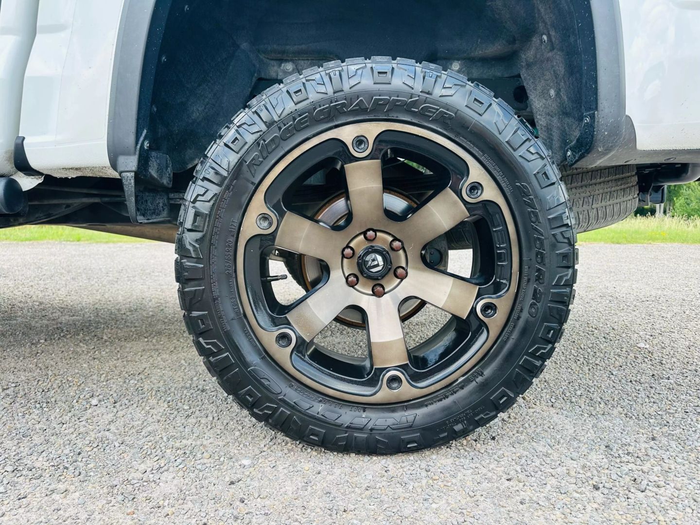 2018 Chevrolet Colorado Crew Cab - Image 12