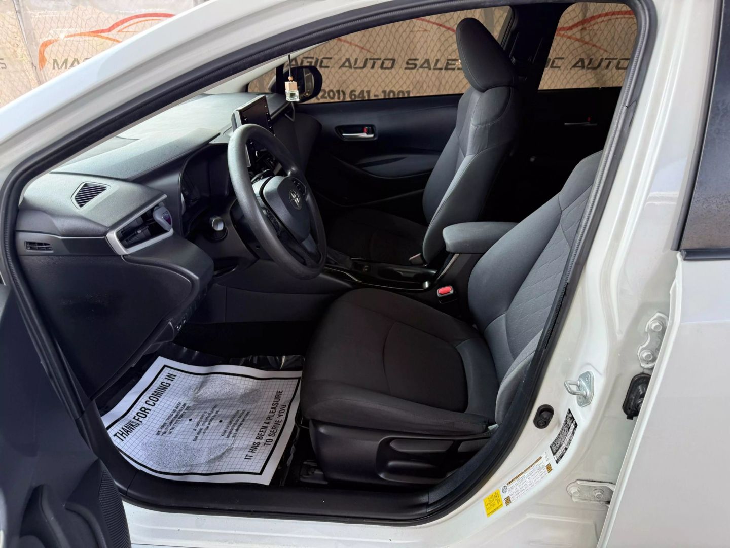 2021 Toyota Corolla - Image 15