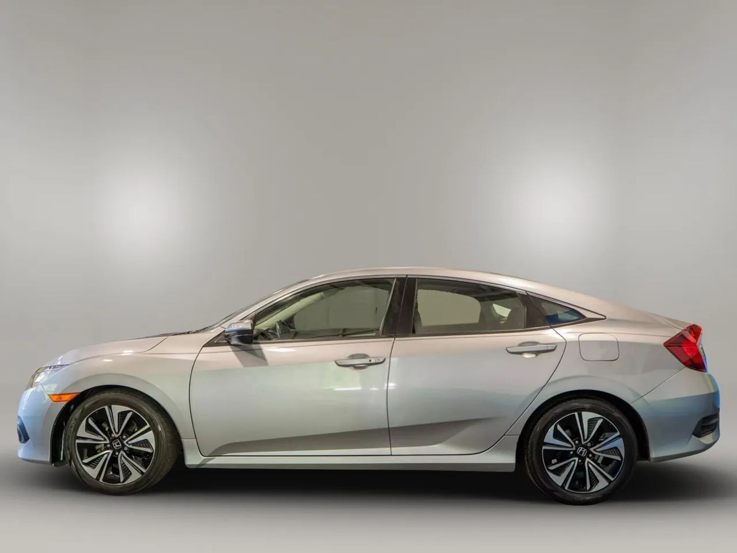 2018 Honda Civic Ex-t Sedan 4d - Image 14