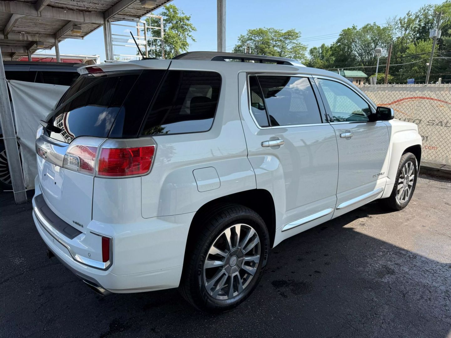 2017 Gmc Terrain - Image 12