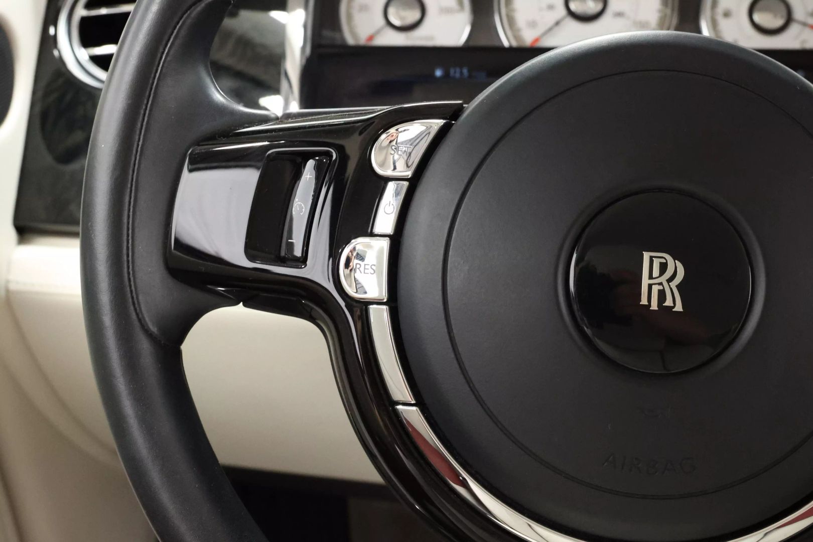 2016 Rolls-royce Wraith - Image 21
