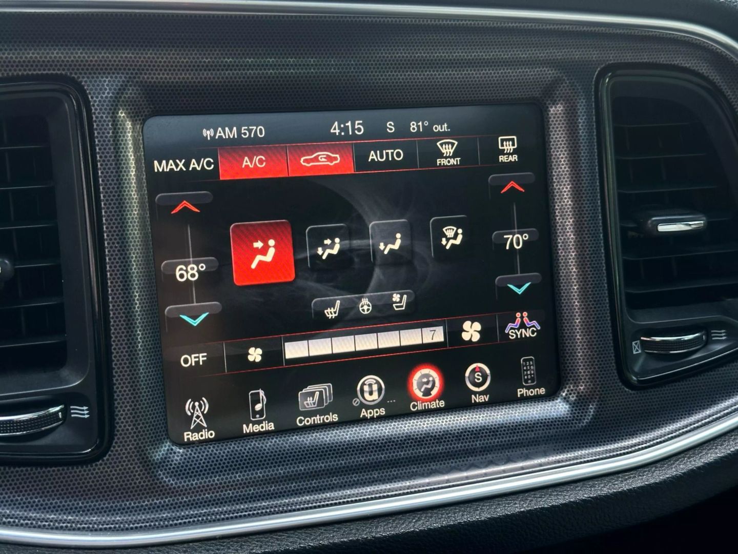 2016 Dodge Challenger - Image 23