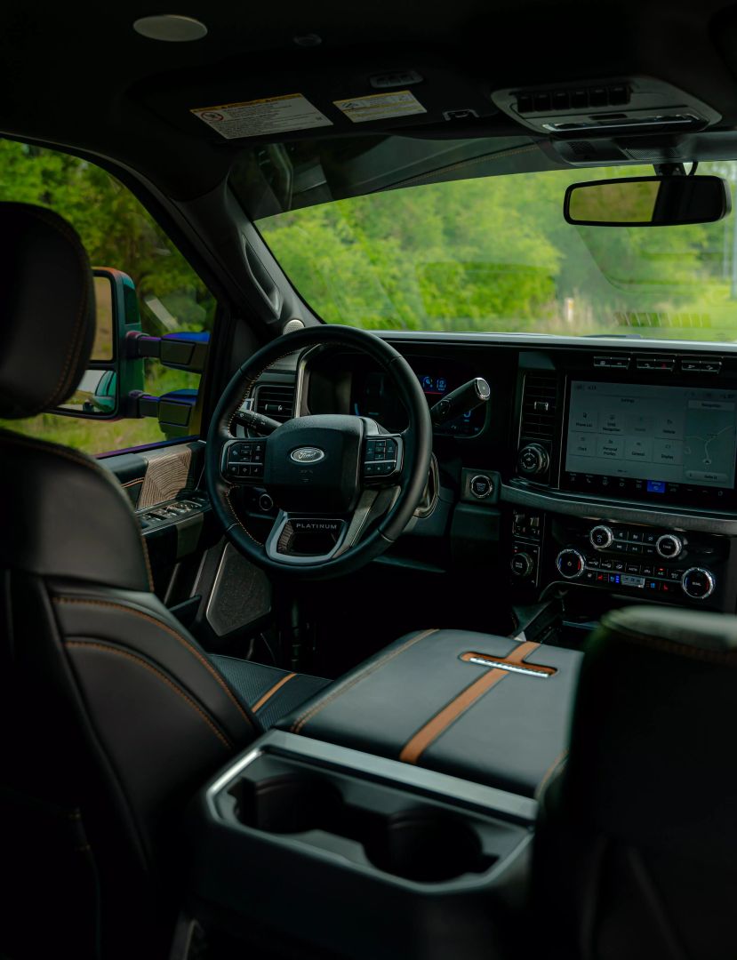 2024 Ford F350 Super Duty Crew Cab - Image 19