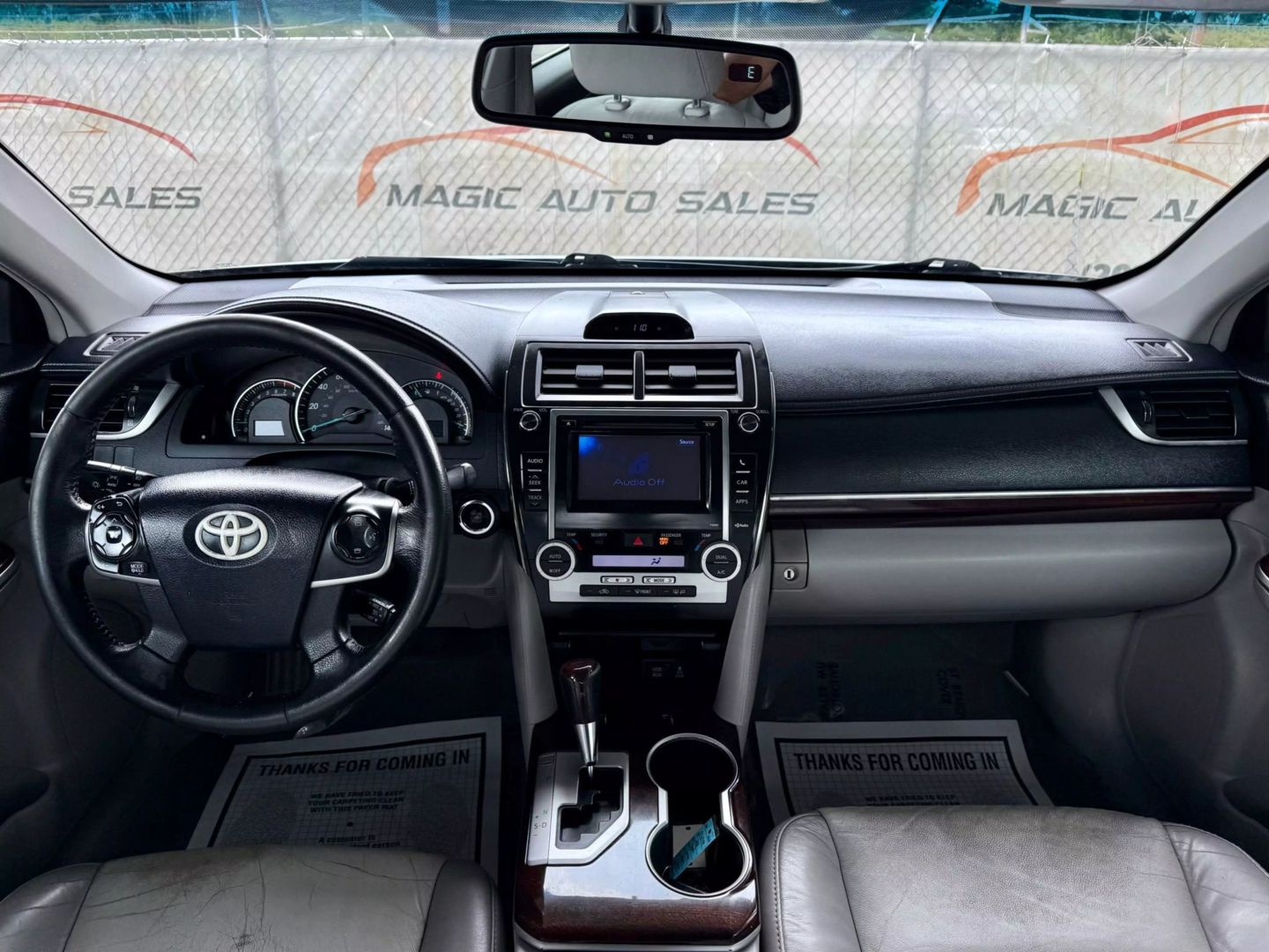 2012 Toyota Camry - Image 27
