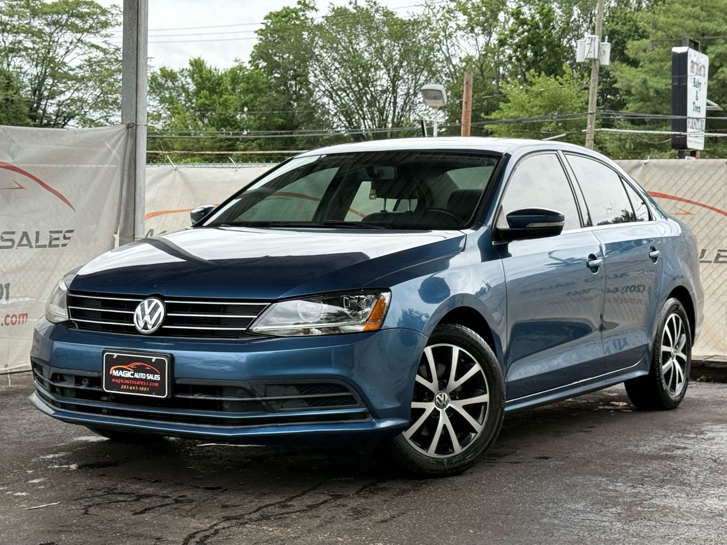 2017 Volkswagen Jetta - Image 1