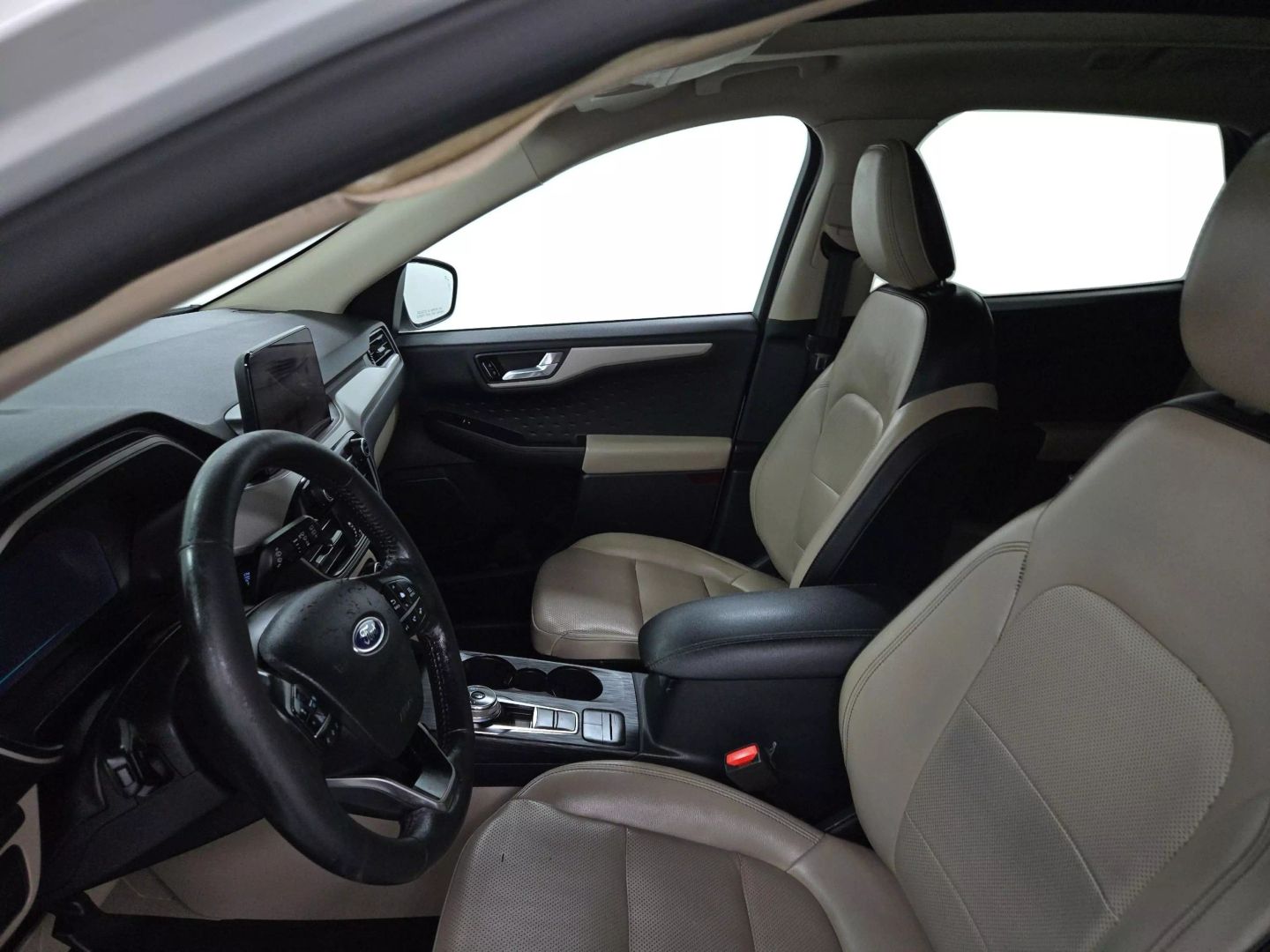 2020 Ford Escape - Image 9