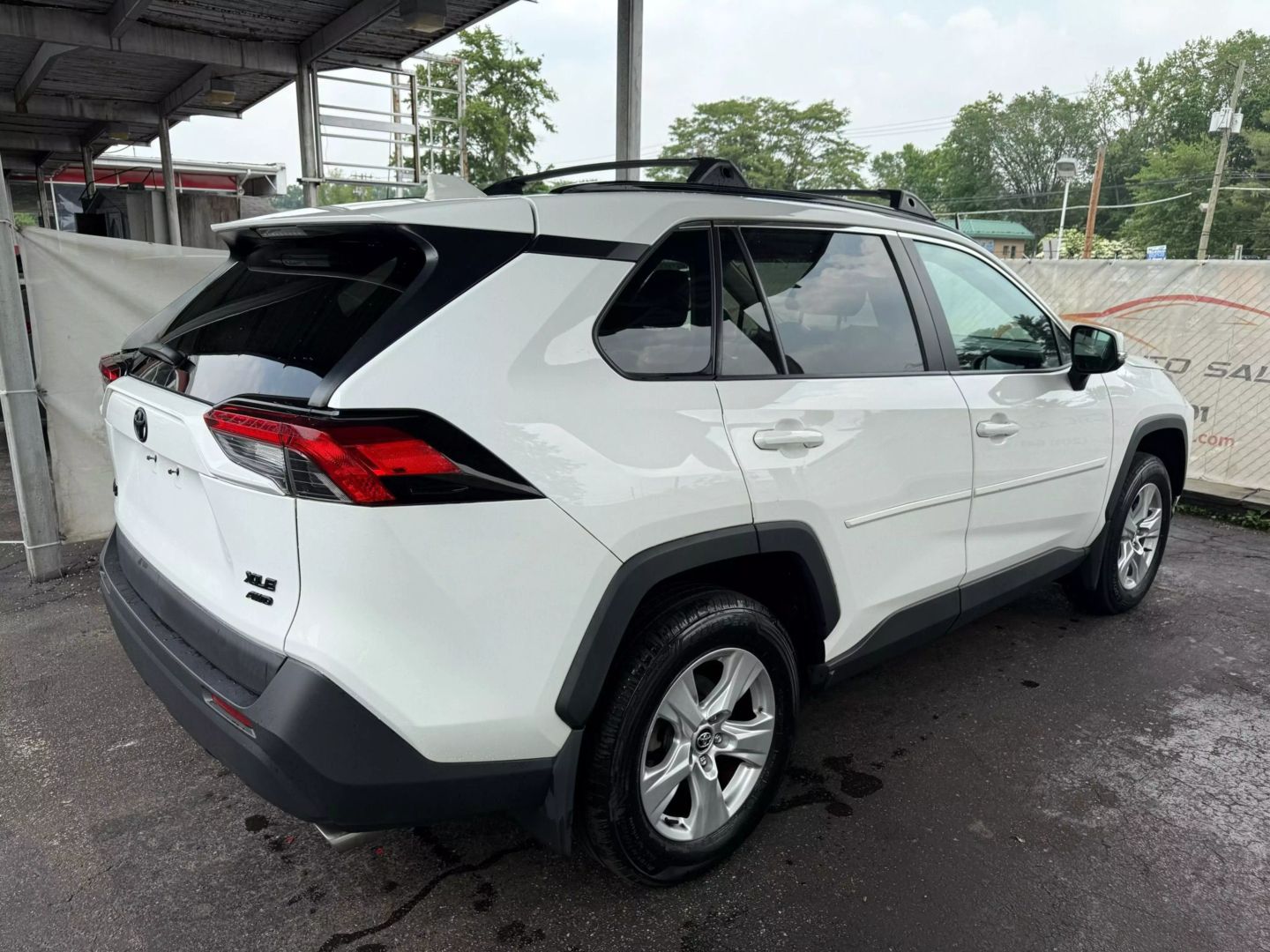 2020 Toyota Rav4 - Image 12