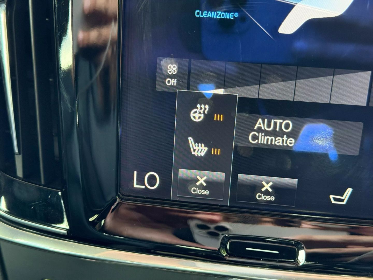 2018 Volvo S90 - Image 29