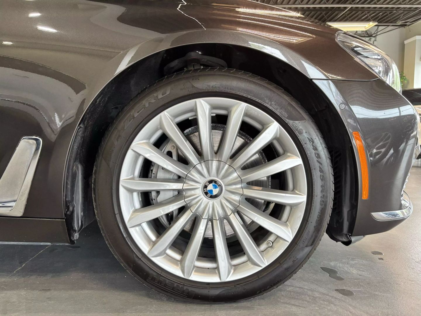 2017 Bmw 7 Series 740i Xdrive Sedan 4d - Image 40