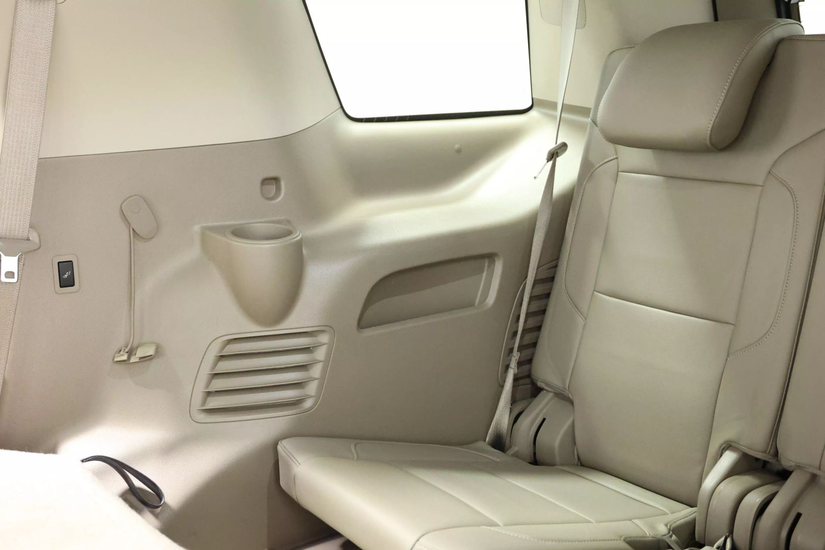 2016 Chevrolet Tahoe - Image 57
