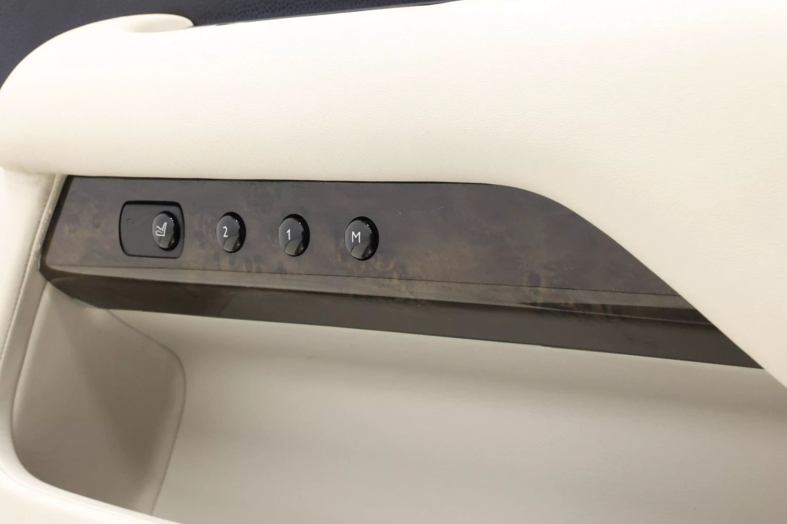 2014 Rolls-royce Wraith - Image 84