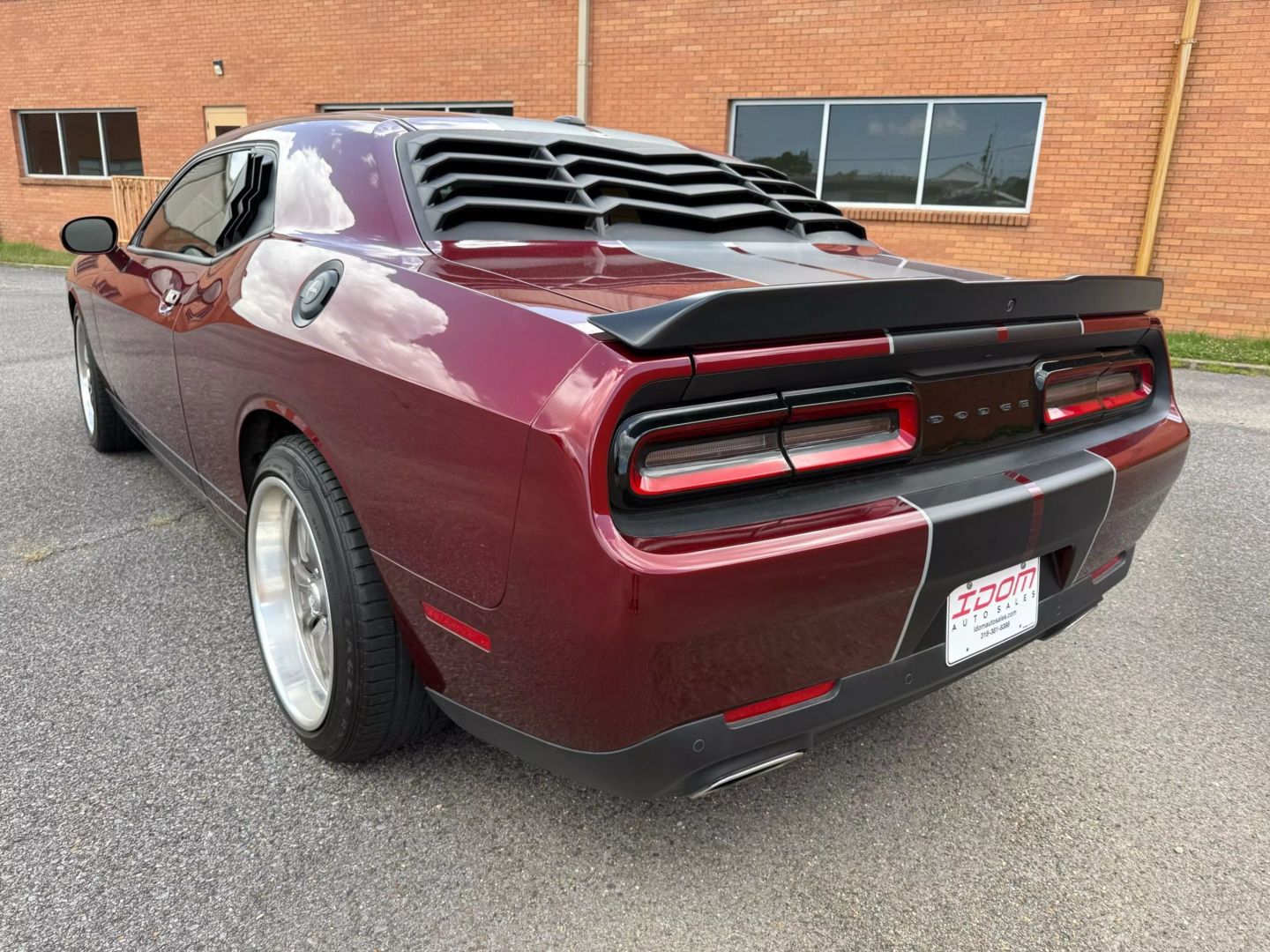 2021 Dodge Challenger - Image 5