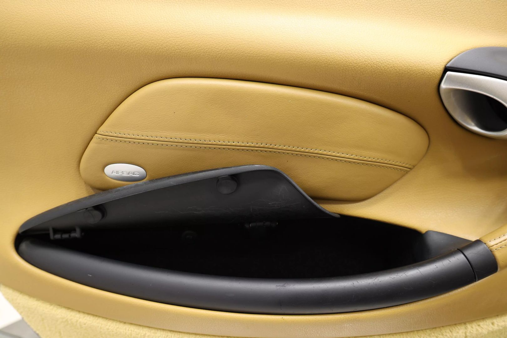 2003 Porsche Boxster - Image 11