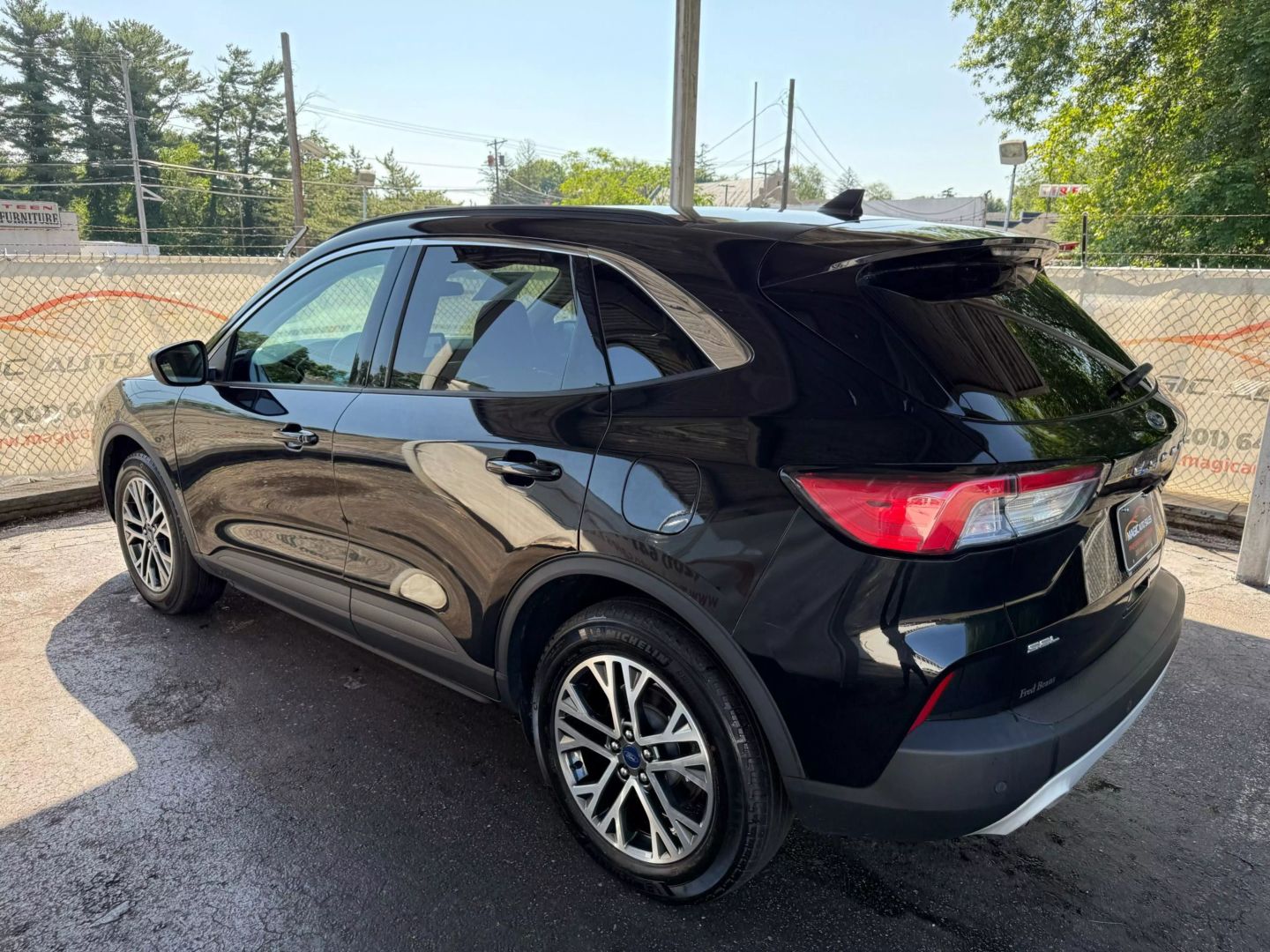 2020 Ford Escape - Image 12
