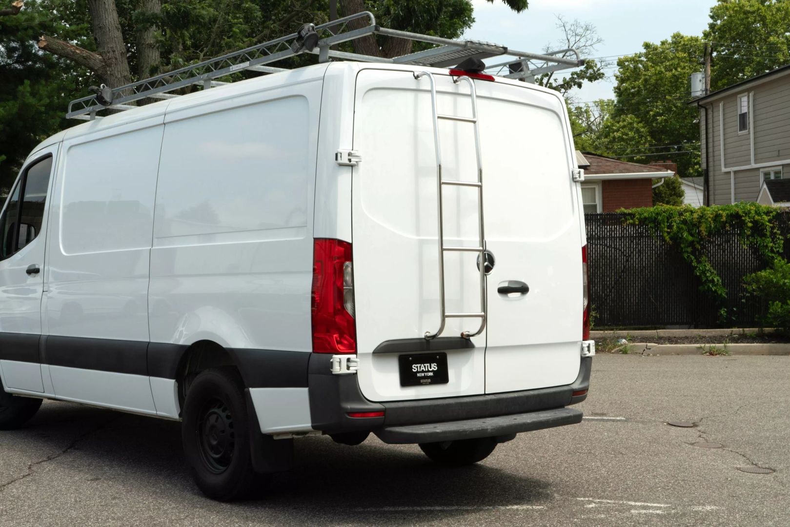 2021 Mercedes-benz Sprinter 2500 Crew - Image 33