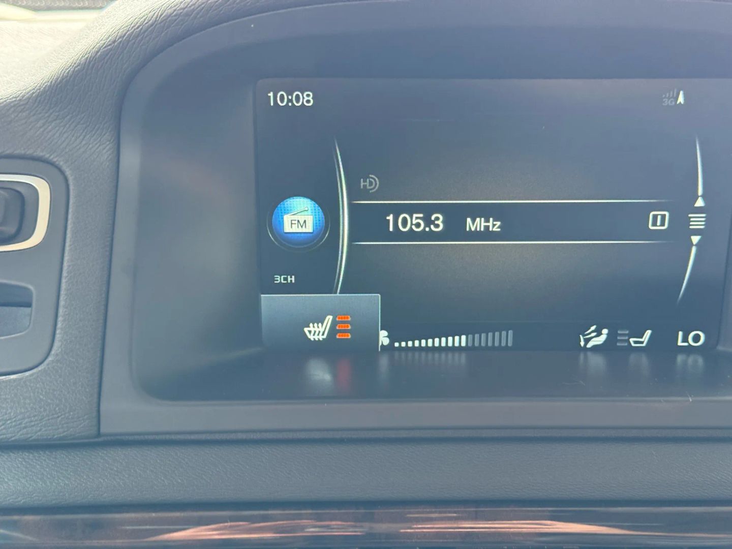 2016 Volvo Xc70 - Image 29