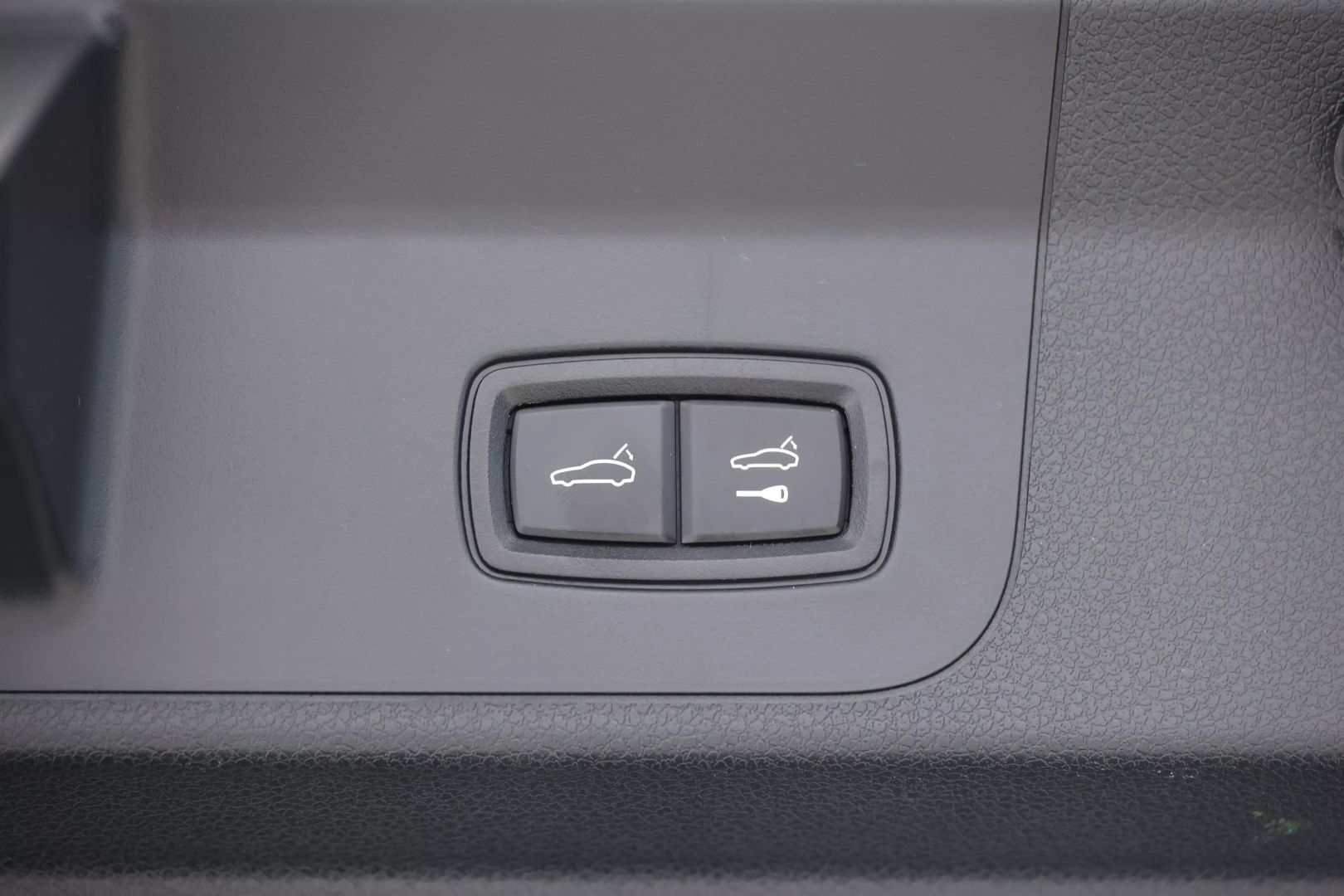 2020 Porsche Panamera - Image 69