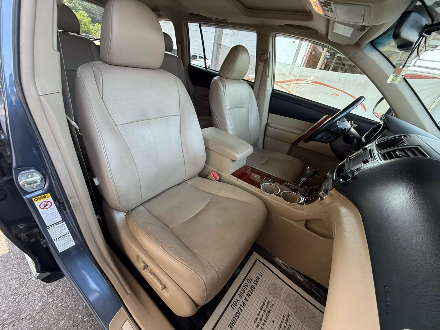 2013 Toyota Highlander - Image 25