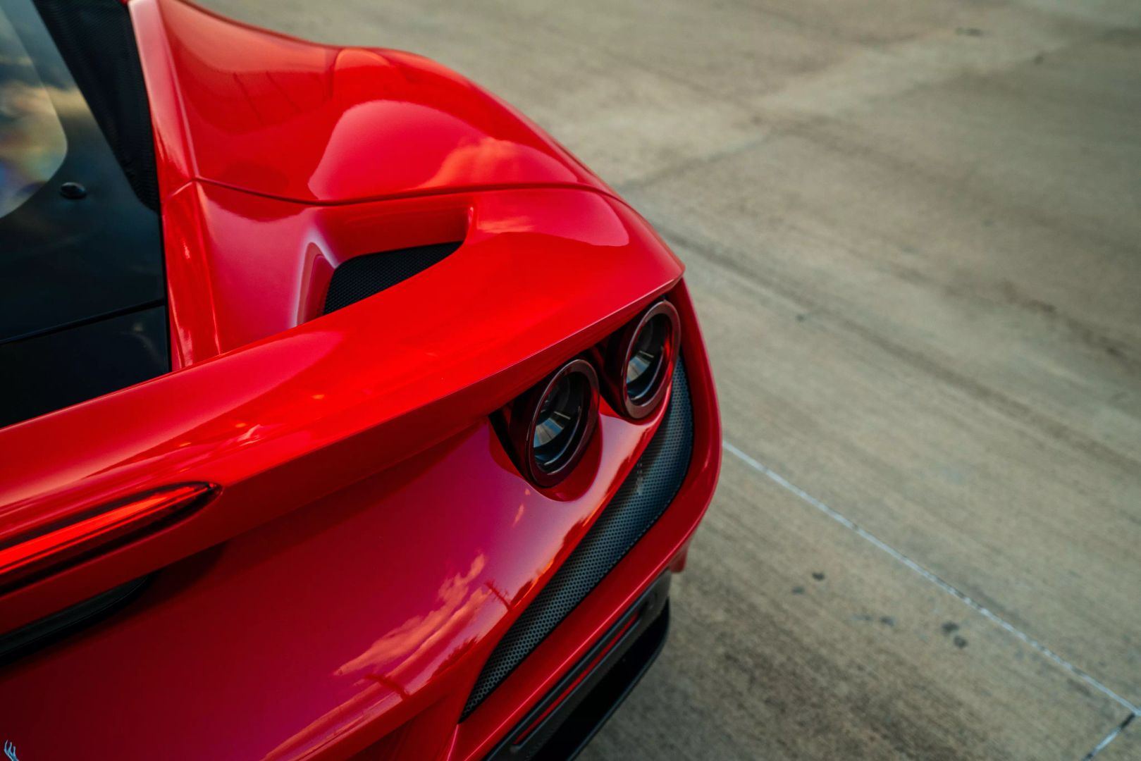 2023 Ferrari F8 - Image 25