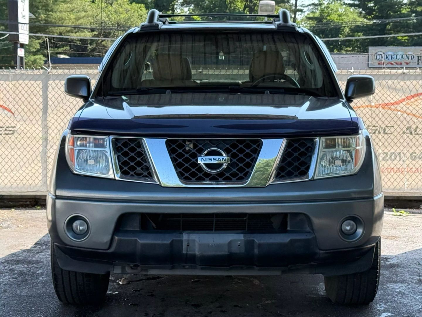 2005 Nissan Frontier Crew Cab - Image 5