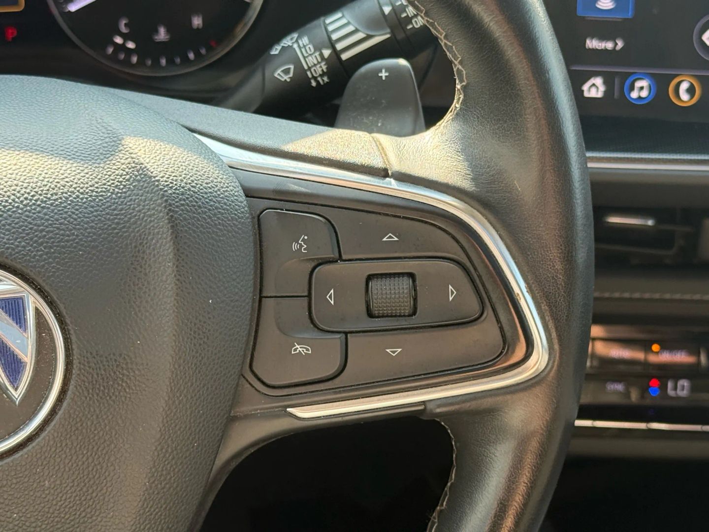 2021 Buick Envision - Image 30
