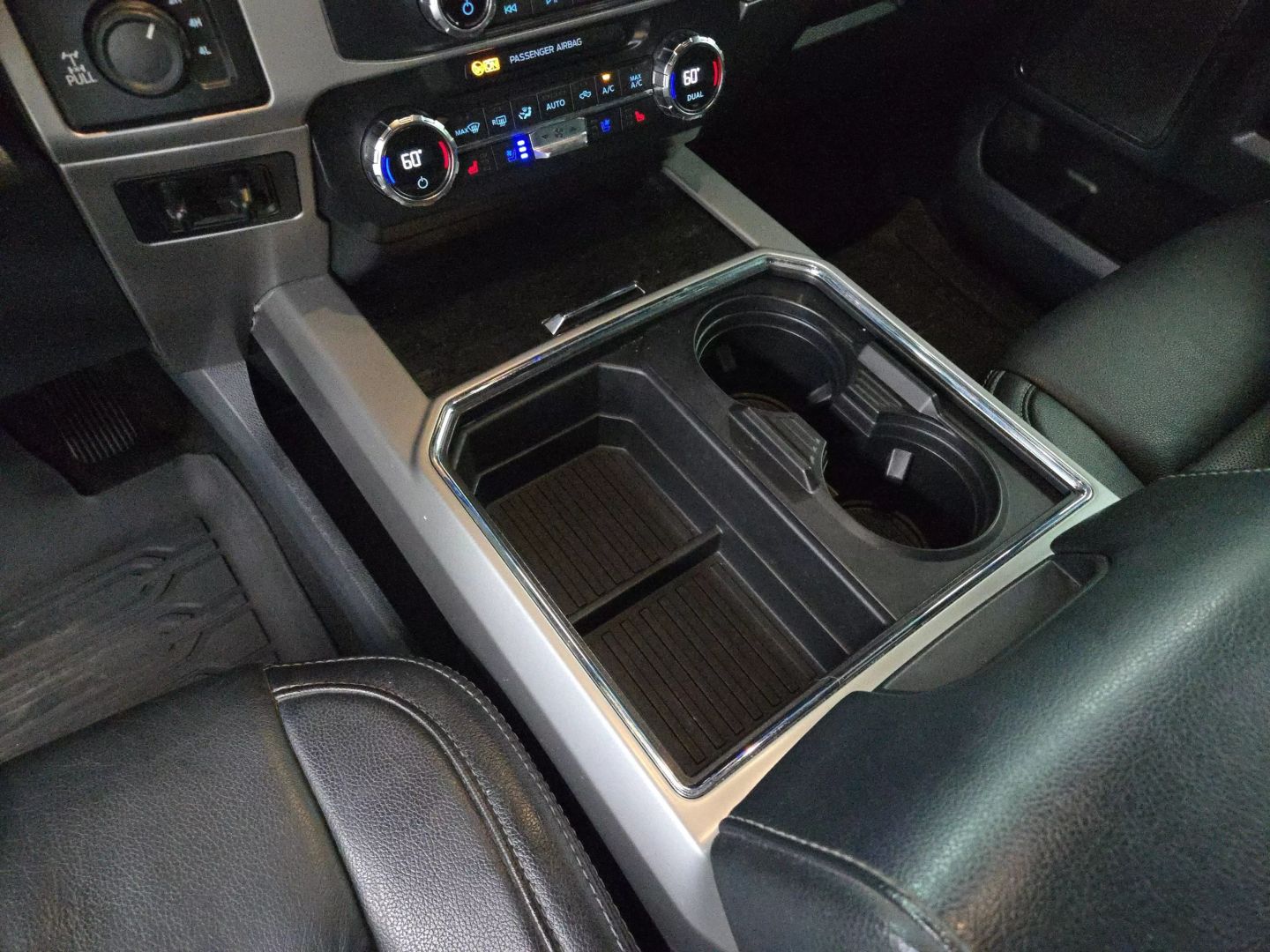 2022 Ford F250 Super Duty Crew Cab - Image 16