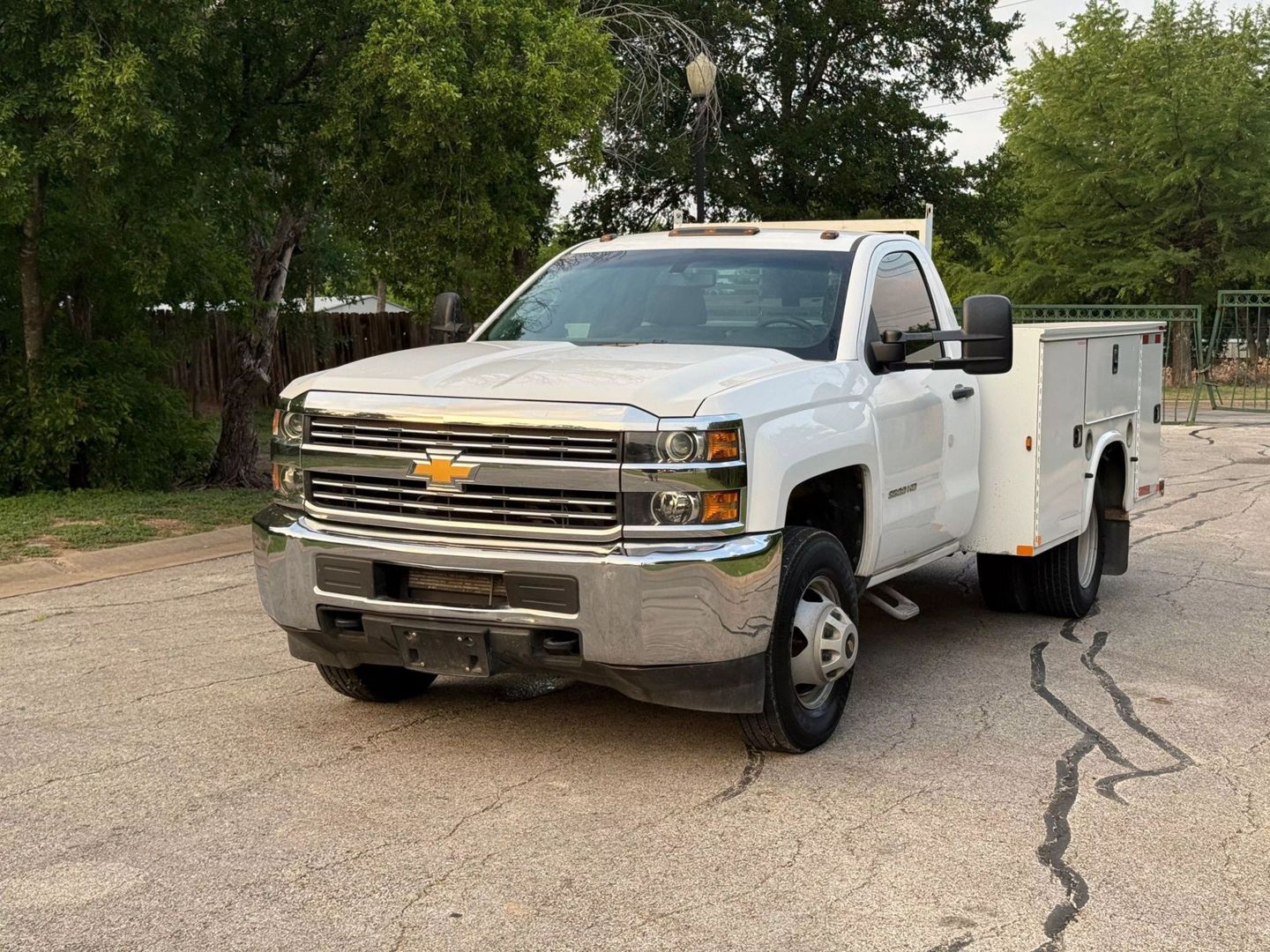 2016 Chevrolet Silverado 3500 Chassis Cab Work Truck's photo