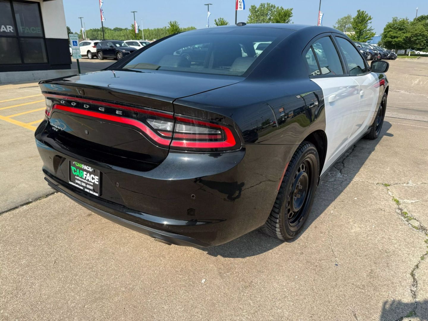 2021 Dodge Charger - Image 12