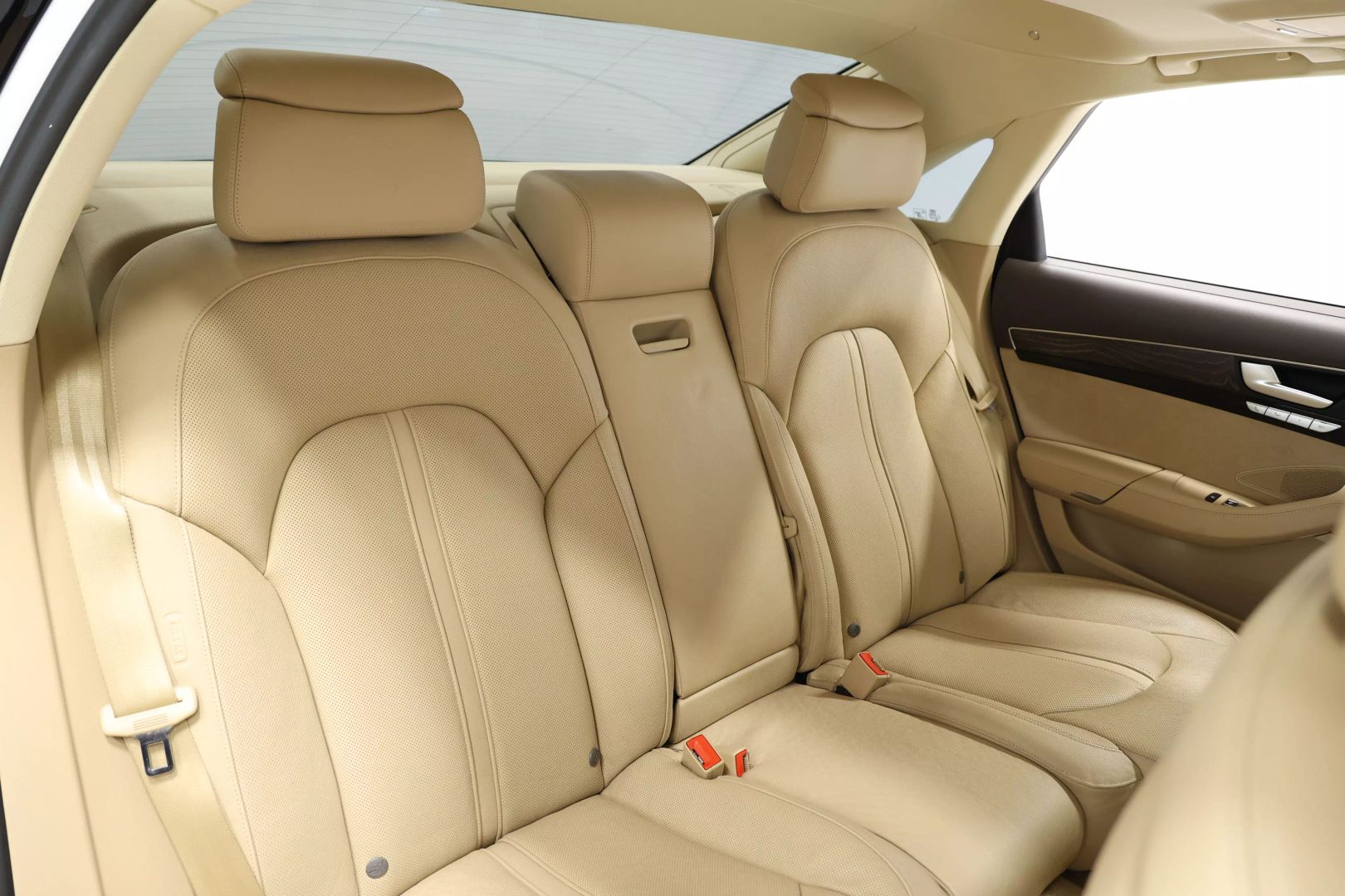 2015 Audi A8 - Image 81