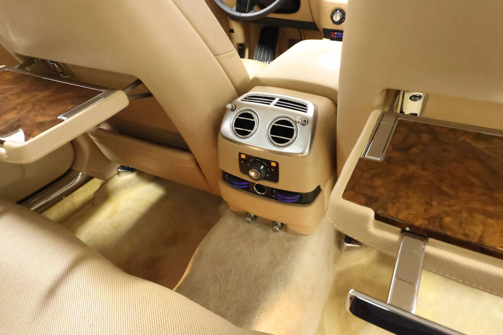 2010 Rolls-royce Ghost - Image 70