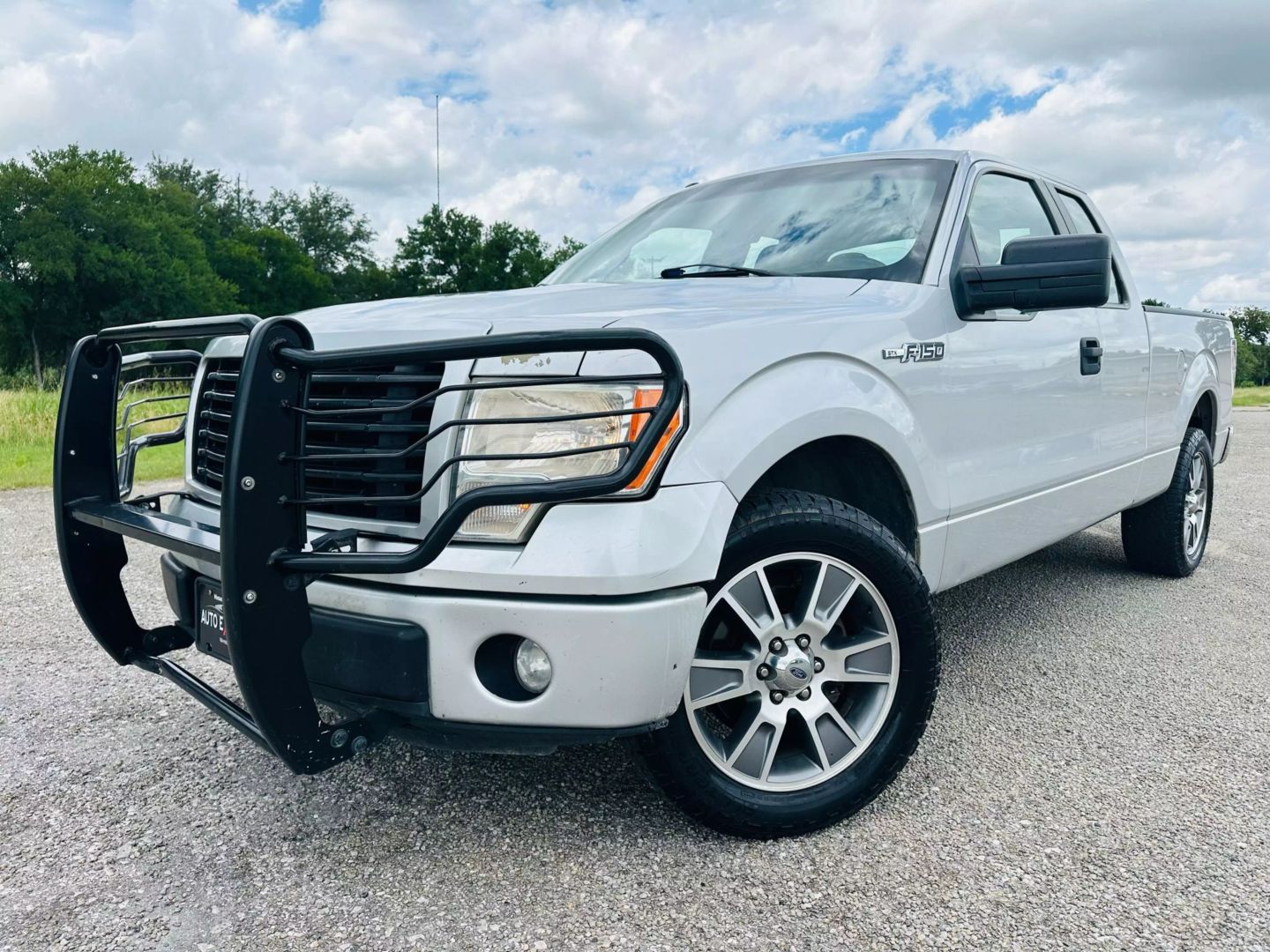 2014 Ford F150 Super Cab - Image 1