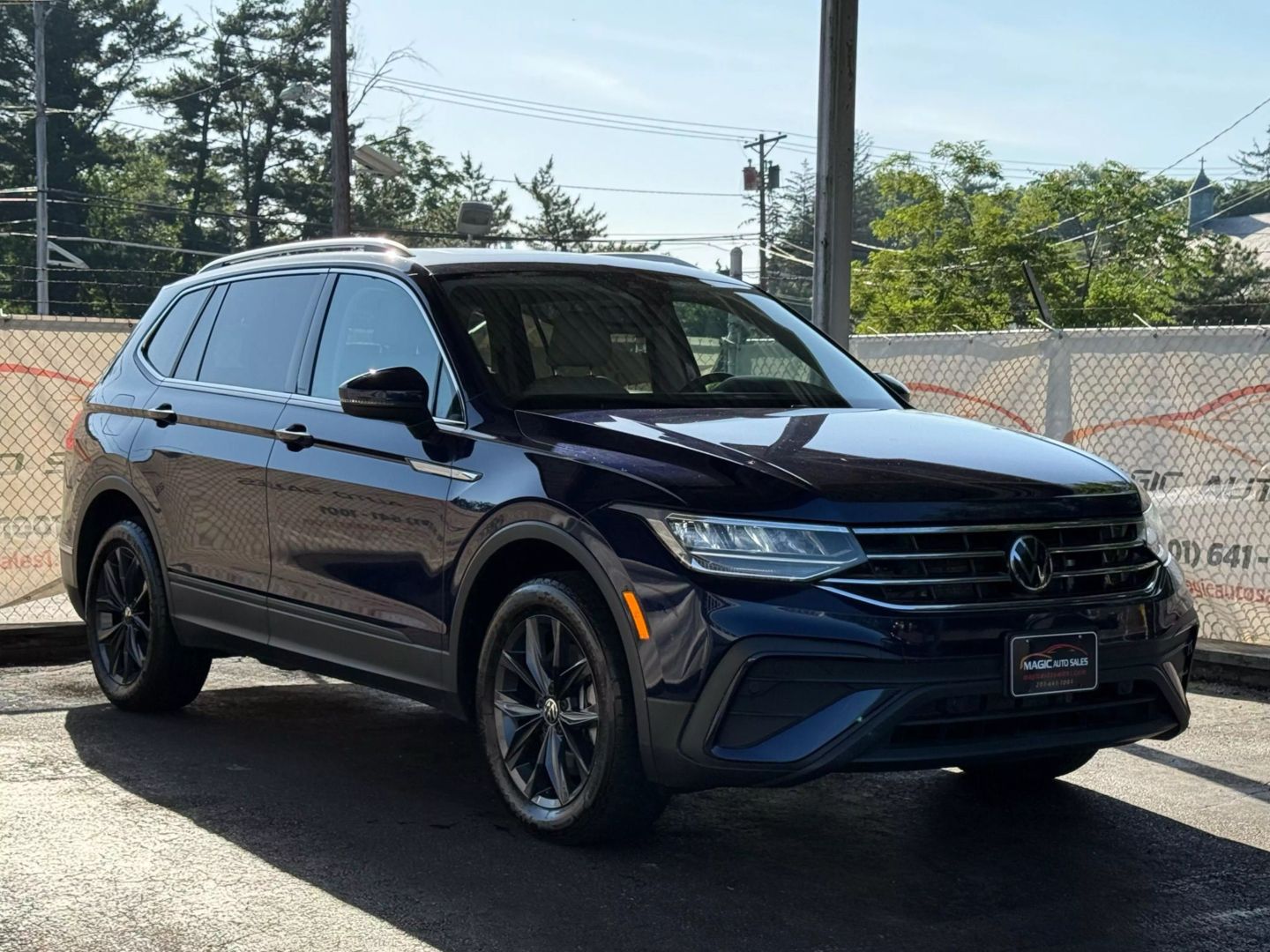 2022 Volkswagen Tiguan - Image 6