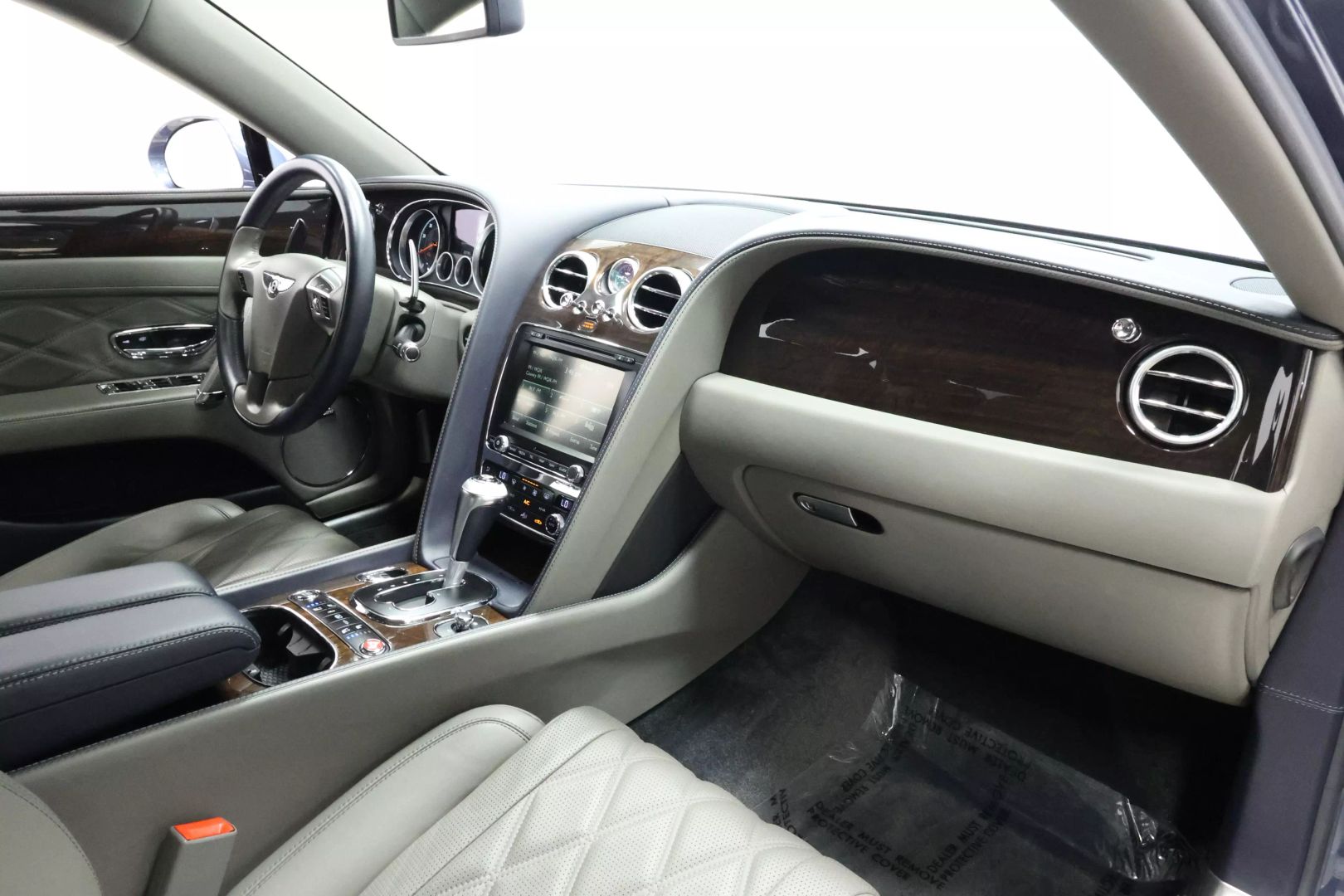 2016 Bentley Flying Spur - Image 97