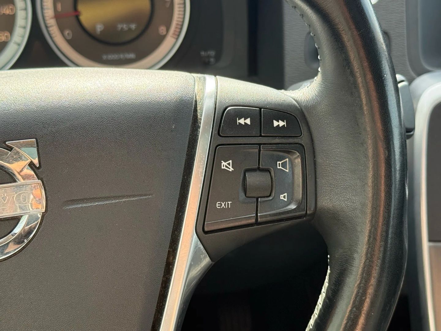 2012 Volvo S60 - Image 22