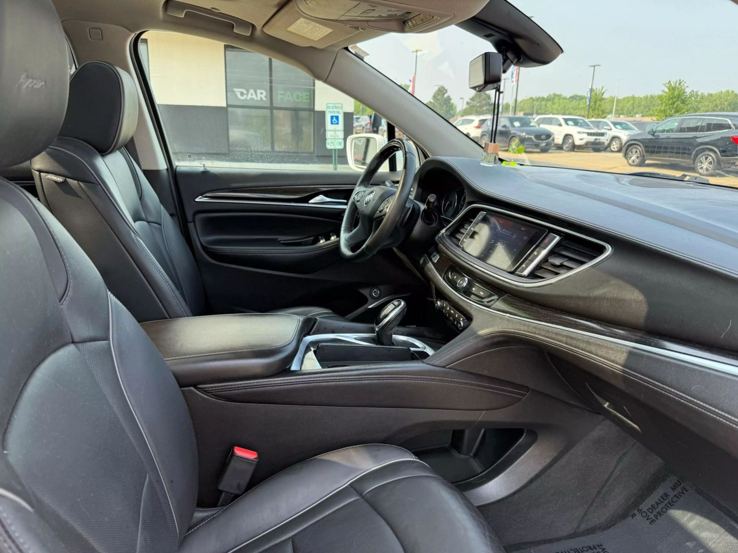 2020 Buick Enclave - Image 28