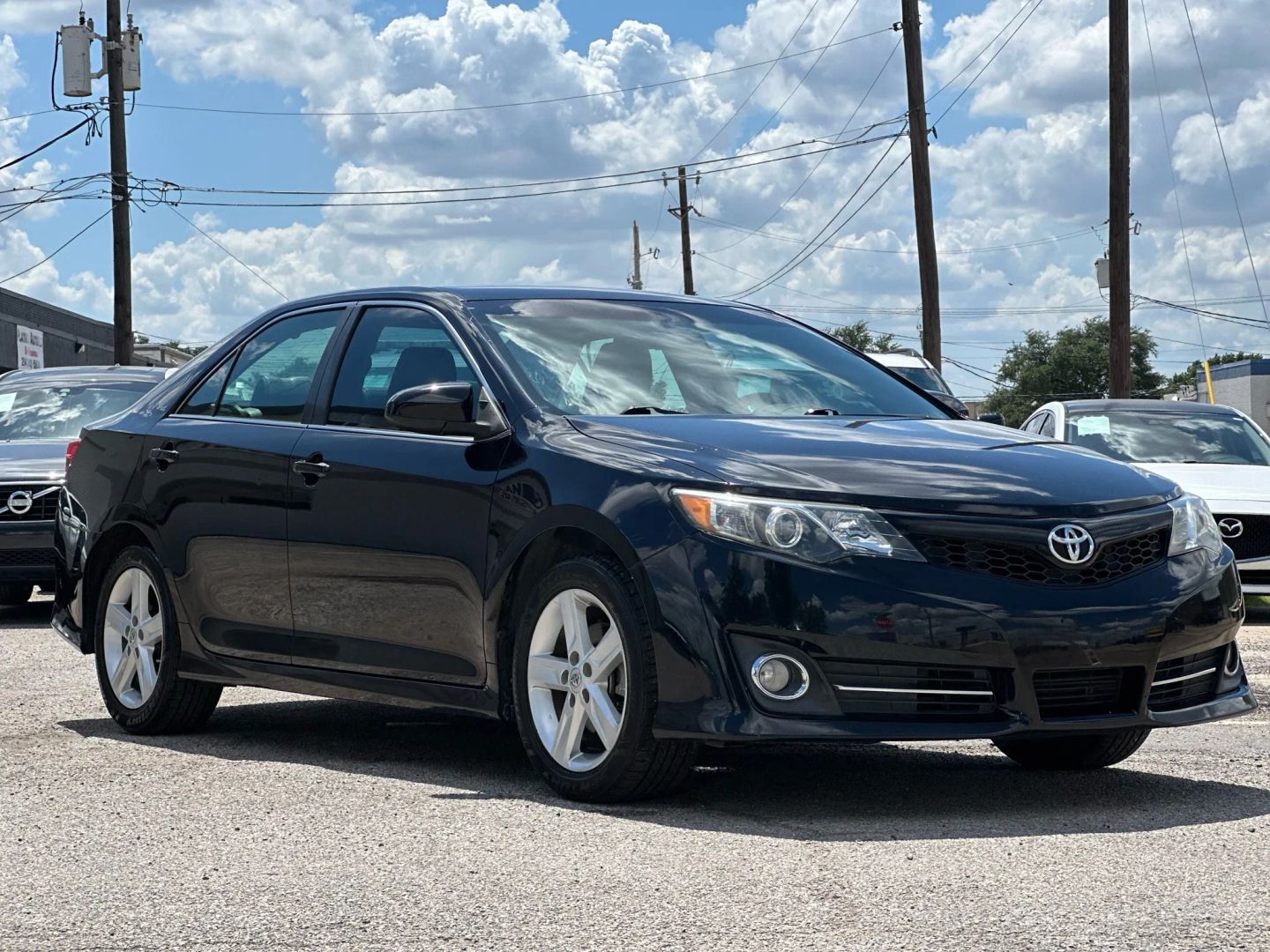 2014 Toyota Camry - Image 9