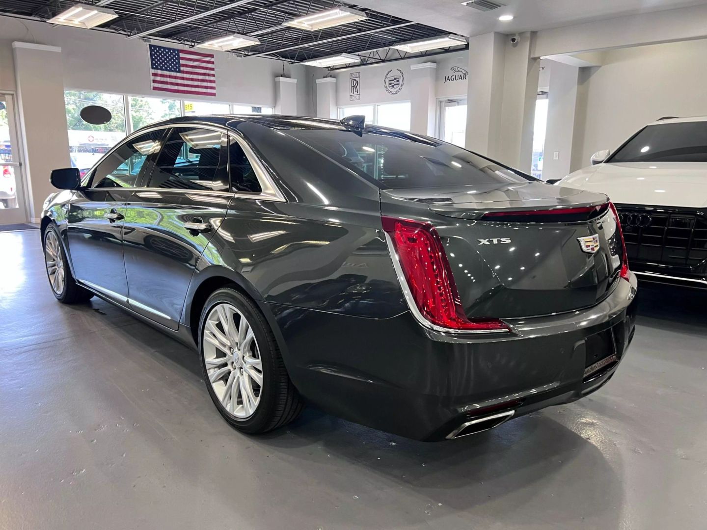 2019 Cadillac Xts Luxury Sedan 4d - Image 5