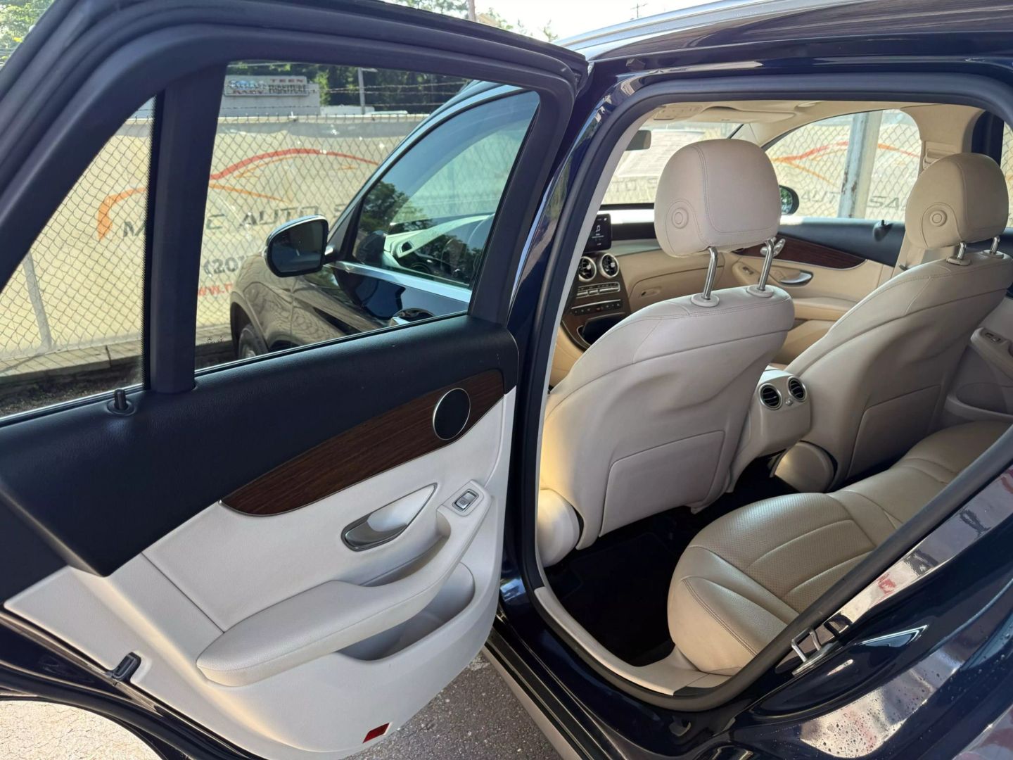 2021 Mercedes-benz Glc - Image 17